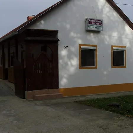 게스트하우스 Rita Vendeghazak